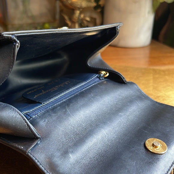 Salvatore Ferragamo Gancini Bit Flap Crossbody Bag in Dark Navy Leather - Picture 14 of 16